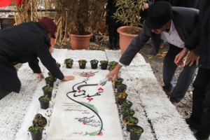 همزمان با آغاز دهه فجر؛ تجدید میثاق با شهدا و آرمان های انقلاب اسلامی