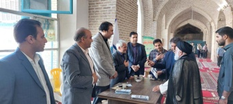 برپائی میز خدمت دانشگاه نیشابور در مسجد جامع شهرستان