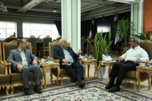 نشست غلامحسین مظفری، استاندار خراسان رضوی با ریاست دانشگاه نیشابور