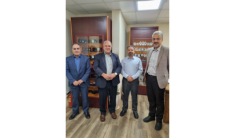 دیدار و جلسه ریاست دانشگاه با آقای دکتر هاشمی  پیرامون همکاری‌های دو جانبه پیرامون توسعه  دانش مربوط به گوهرسنگ ها در دانشگاه نیشابور