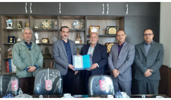 تقدیر از کارمندان کتابخانه دانشگاه نیشابور به مناسبت هفته کتاب و کتابخوانی