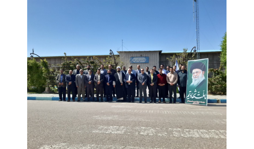 رئیس و جمعی از کارکنان دانشگاه نیشابور به پویش «جان‌فدا» پیوستند