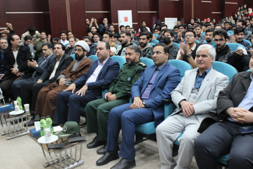 برگزاری آئین بزرگداشت روز دانشجو همراه با استقبال گسترده دانشجویان