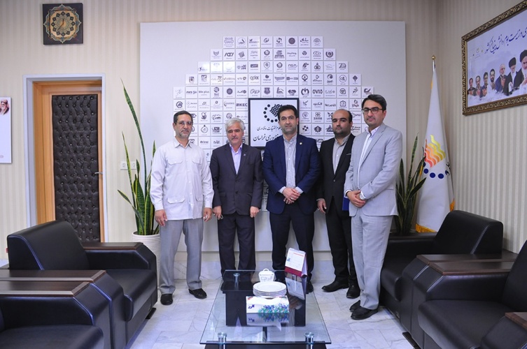 سرپرست مرکز رشد واحدهای فناور نیشابور با حضور سرپرست دانشگاه نیشابور منصوب شد