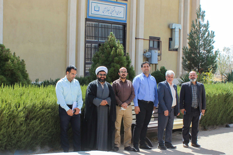 بازدید و دیدار اعضای هیات رئیسه دانشگاه از مراحل روند آماده‌سازی خوابگاه‌های دانشجویی برای پذیرش و اسکان دانشجویان