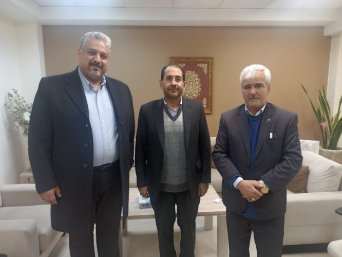 امضاء الحاقیه تفاهم‌نامه همکاری‌های مشترک بین دانشگاه نیشابور و معدن فیروزه شهرستان با حضور معاونت آموزشی وزارت عتف