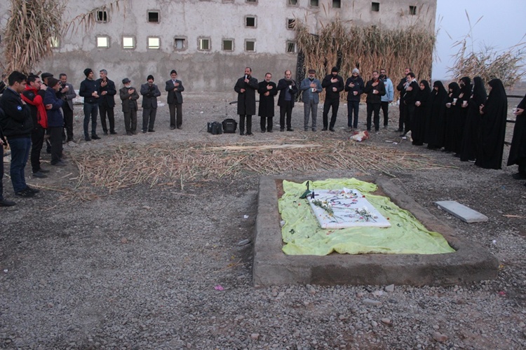 ادای احترام به مقام شامخ شهید گمنام در دانشگاه نیشابور