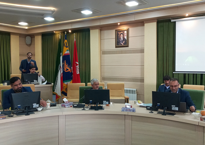 برگزاری نشست توسعه علوم بنیادی در دانشگاه جامع امام حسین (ع) با حضور ریاست دانشگاه نیشابور