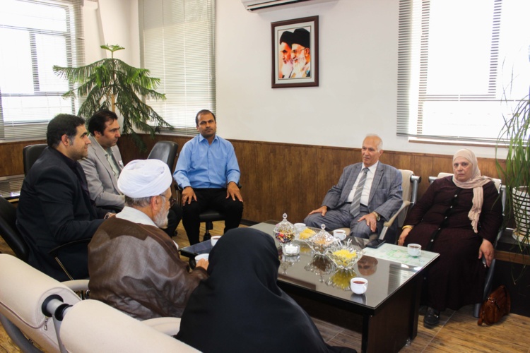 افزایش تعاملات بین المللی، لازمه توسعه دانشگاه در راستای جذب اساتید و دانشجویان بین الملل