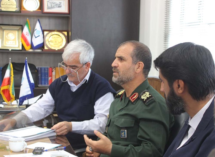 دیدار و بازدید فرماندهی تیپ مستقل زرهی ۲۱ امام رضا (ع) از دانشگاه نیشابور