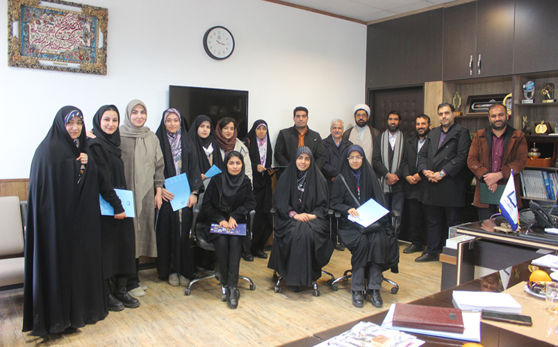 قدردانی ریاست دانشگاه از فعالان دانشجویی و کارکنان امور فرهنگی دانشگاه