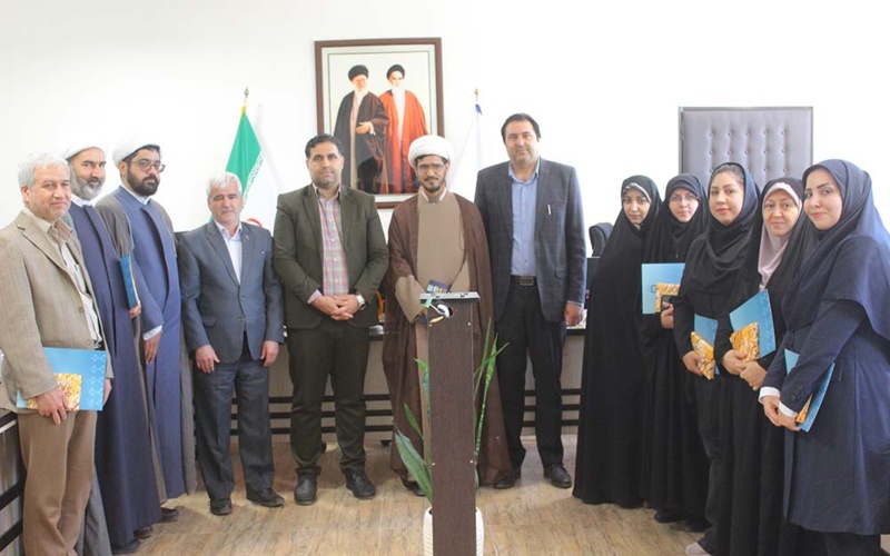 تقدیر از کارکنان و همکاران مرکز مشاوره و سلامت روان دانشگاه