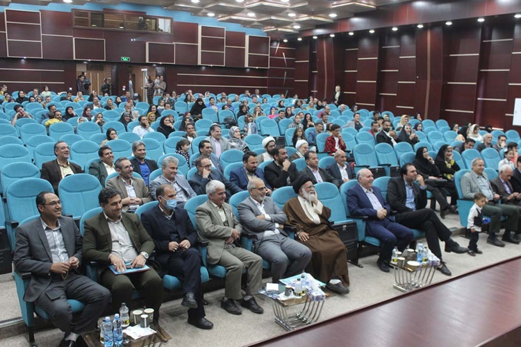 برگزاری ویژه برنامه بزرگداشت مقام معلم و استاد در دانشگاه نیشابور