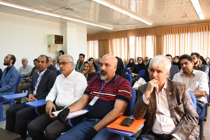 حضور ریاست دانشگاه به عنوان سخنران و میهمان ویژه در همایش بین‌المللی ریاضیات زیستی