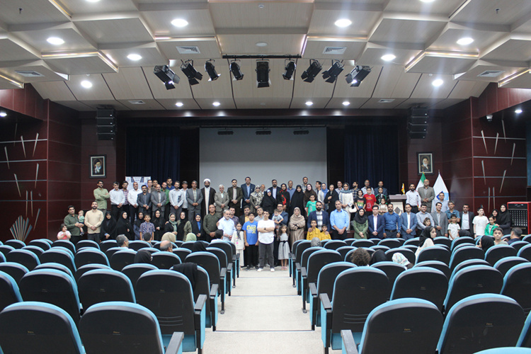 برگزاری مراسم گرامیداشت روز کارمند در دانشگاه نیشابور