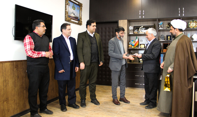 تقدیر ریاست دانشگاه از رابط گزینش