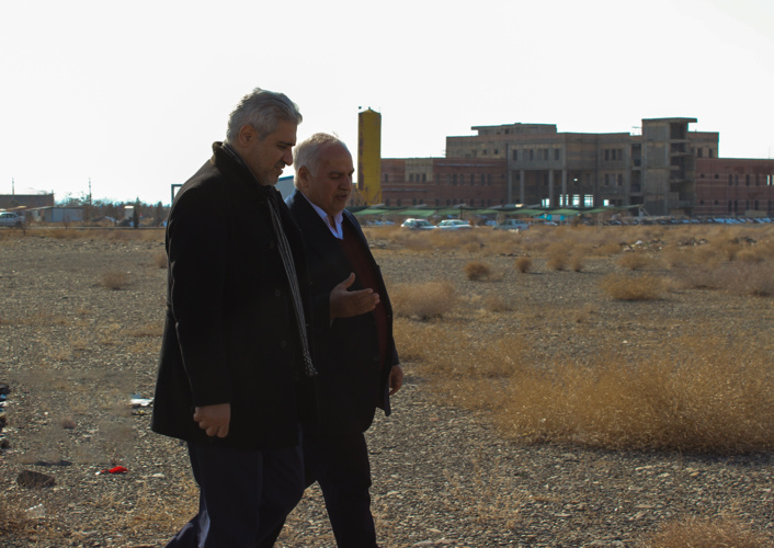 بازدید مسئول امور بخشی و نماینده سازمان برنامه و بودجه کشور از طرح‌های عمرانی دانشگاه