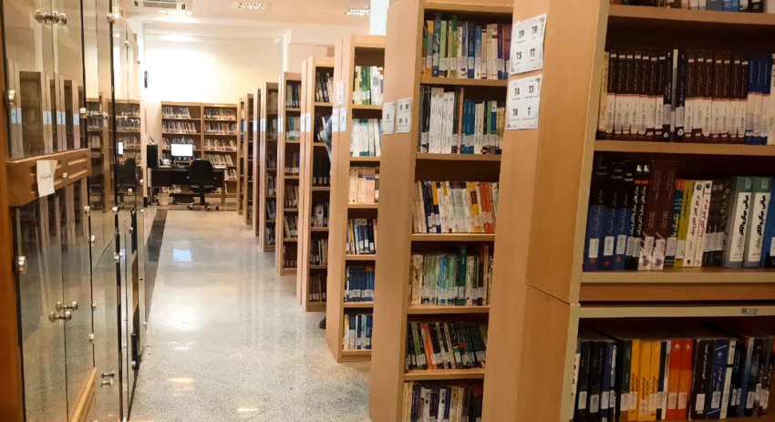 تقویت منابع کتابخانه دانشگاه با بهره‌گیری از ظرفیت خیرین و سازمان اسناد و کتابخانه ملی