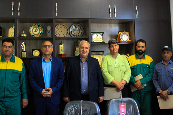 تقدیر از دستان سبز دانشگاه