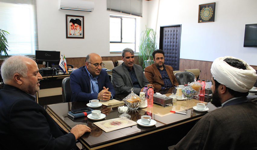 مراسم تکریم و معارفه مدیر امور اداری و پشتیبانی دانشگاه برگزار شد