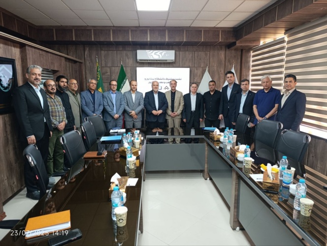 بازدید از کارخانه پویاک و عقد تفاهم نامه بین دانشگاه و خانه صنعت، معدن و تجارت نیشابور