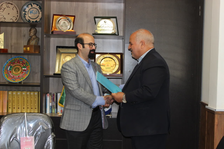 تکریم و معارفه ریاست دانشکده ادبیات و علوم انسانی دانشگاه نیشابور