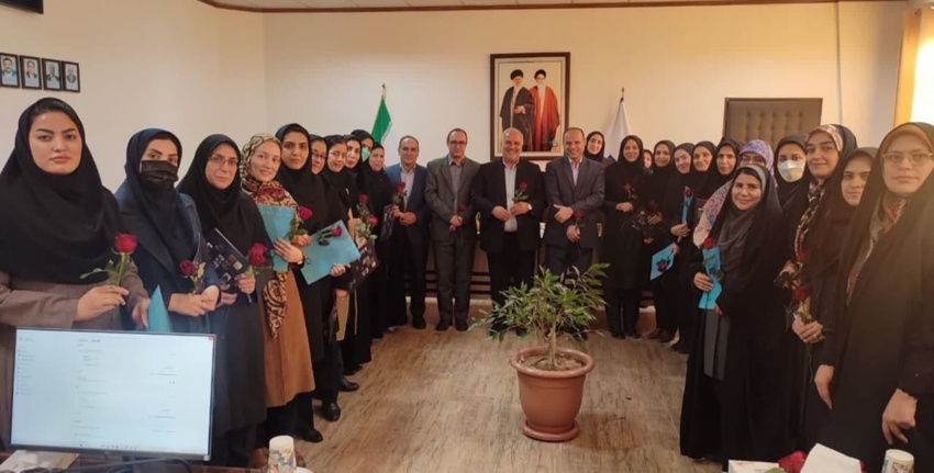 دیدار بانوان کارمند دانشگاه نیشابور با دکتر صادقی سمرجانی به مناسبت روز زن