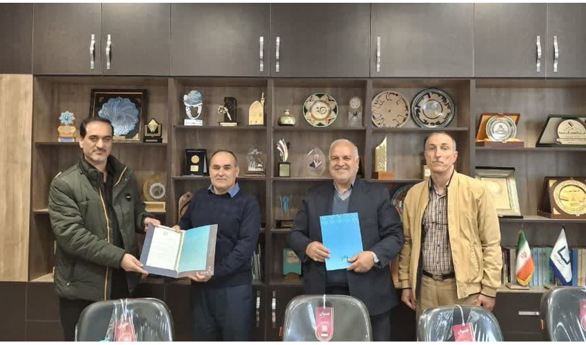 قدردانی رئیس دانشگاه نیشابور از تلاش‌های رئیس کتابخانه مرکزی و مرکز اطلاع‌رسانی دانشگاه نیشابور