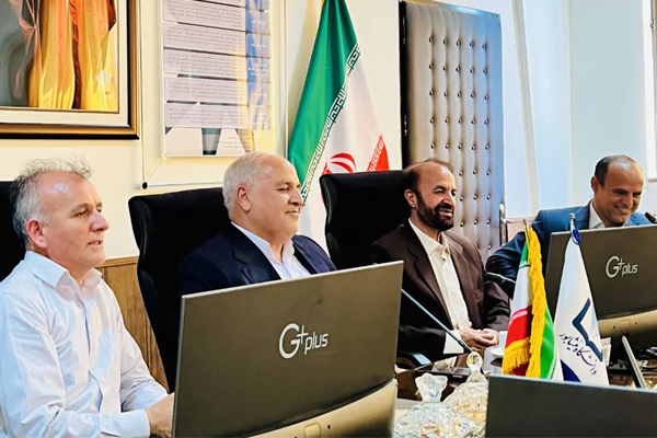بازدید دانشجویان دانشگاه حکیم سبزواری از دانشگاه نیشابور و گفت و گو با سرپرست دانشگاه